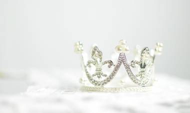 Between Royalty and The Common Folk